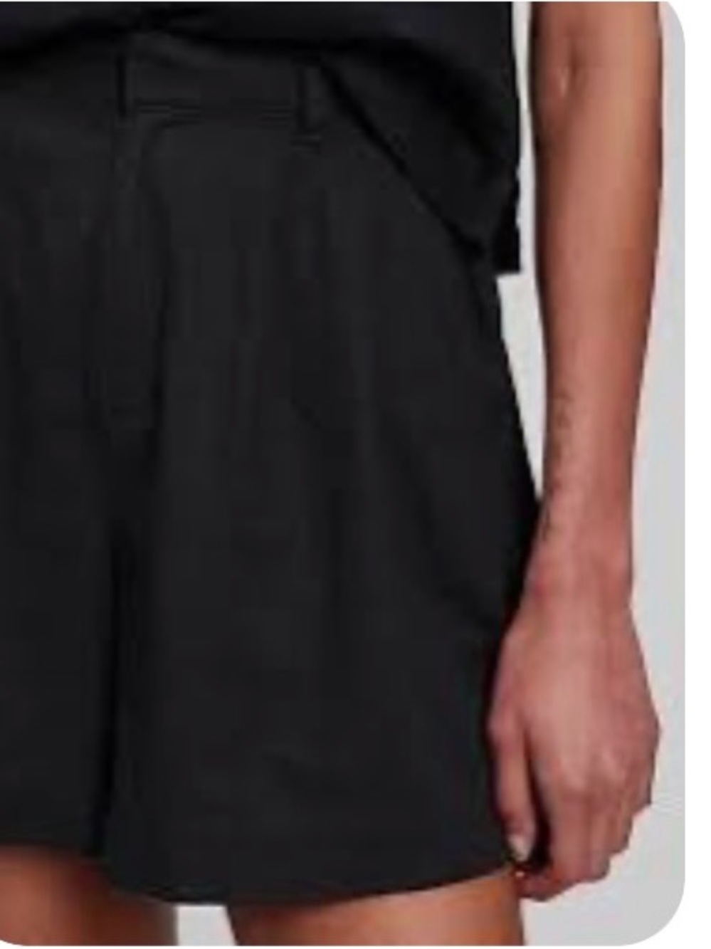 GAP black linen/rayon mix high waisted pleated shorts L